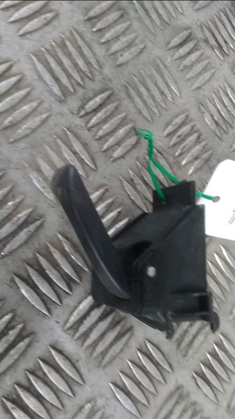 Poignee int porte avg FORD FIESTA 3