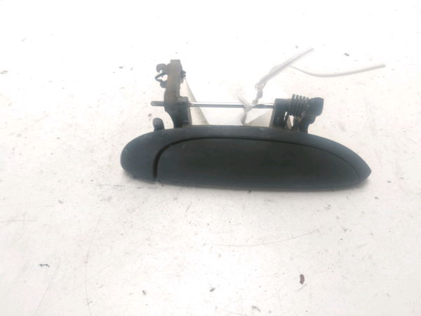 Poignee ext porte avd RENAULT CLIO