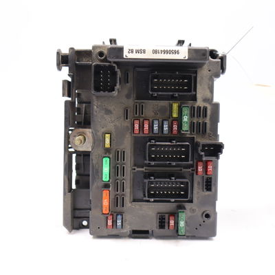 Boite a fusibles Peugeot 206 3-5 portes (2A-C) 1.9 d (1998-2001) 5 portes