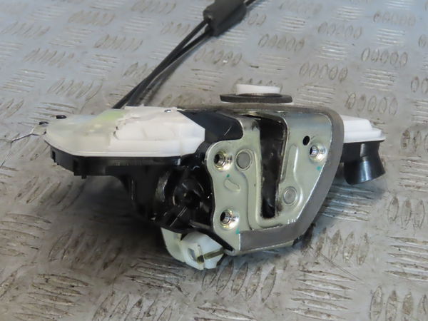 Serrure porte avd CITROEN C1