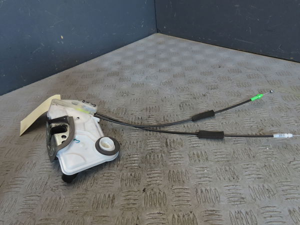 Serrure porte avd CITROEN C1