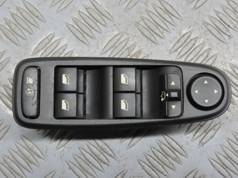 Commande lève-glace porte avant gauche CITROEN C4
