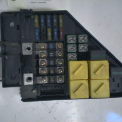 Boite a fusibles Land rover FREELANDER I (L314) 2.0 td4 4x4 (2000-2006)