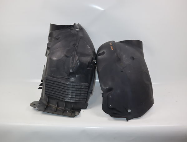 Pare-boue avant droit Renault MEGANE I Cabriolet (EA0-1_) 1.6 16v (ea04, ea0b, ea11, ea1j) (1999-2003)