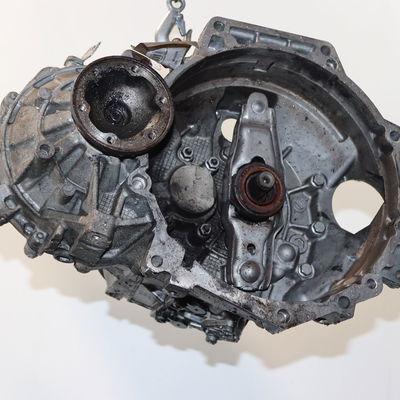 Boîte à vitesse mecanique Volkswagen GOLF VI (5K1) 1.6 tdi (2009-2012) 5 portes