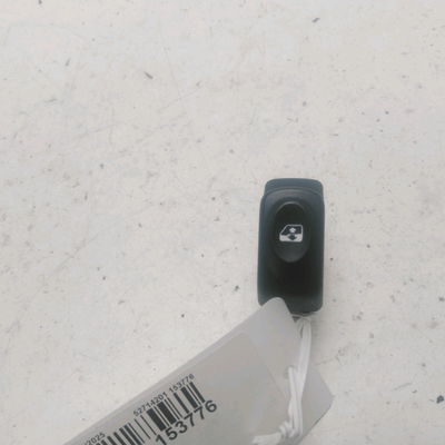 Commande lève-glace porte avant gauche RENAULT KANGOO