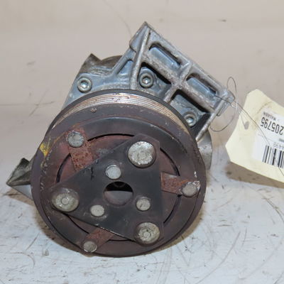Compresseur air conditionne Nissan JUKE (F15) 1.6 (2010) 5 portes