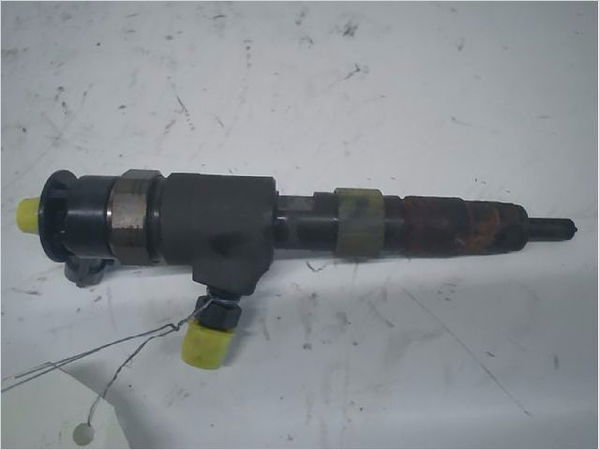 Injecteur 4 Citroën C3 II (SC_) 1.4 hdi 70 (sc8hzc, sc8hr0, sc8hp4) (2009) 5 portes