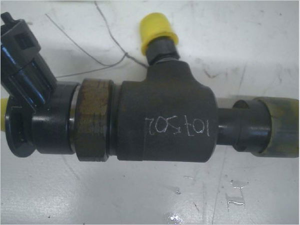 Injecteur 4 Citroën C3 II (SC_) 1.4 hdi 70 (sc8hzc, sc8hr0, sc8hp4) (2009) 5 portes