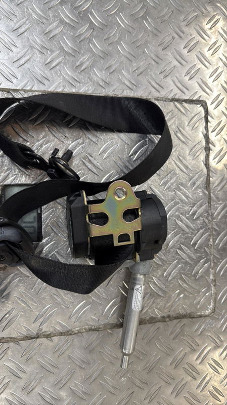 Ceinture avant droite Mercedes-benz CLASSE A (W168) A 160 (168.033, 168.133) (1997-2004)
