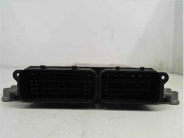 Calculateur moteur Citroën C4 CACTUS 1.5 bluehdi 120 (2018)