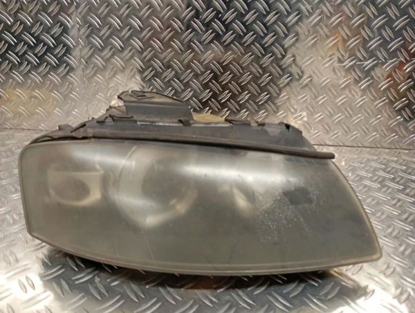 Phare antibrouillard avant gauche Audi A3 (8P1) 2.0 tdi 16v (2003-2012) 3 portes