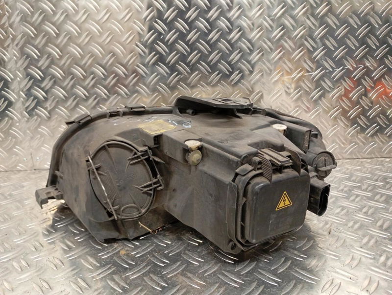 Phare antibrouillard avant gauche Audi A3 (8P1) 2.0 tdi 16v (2003-2012) 3 portes