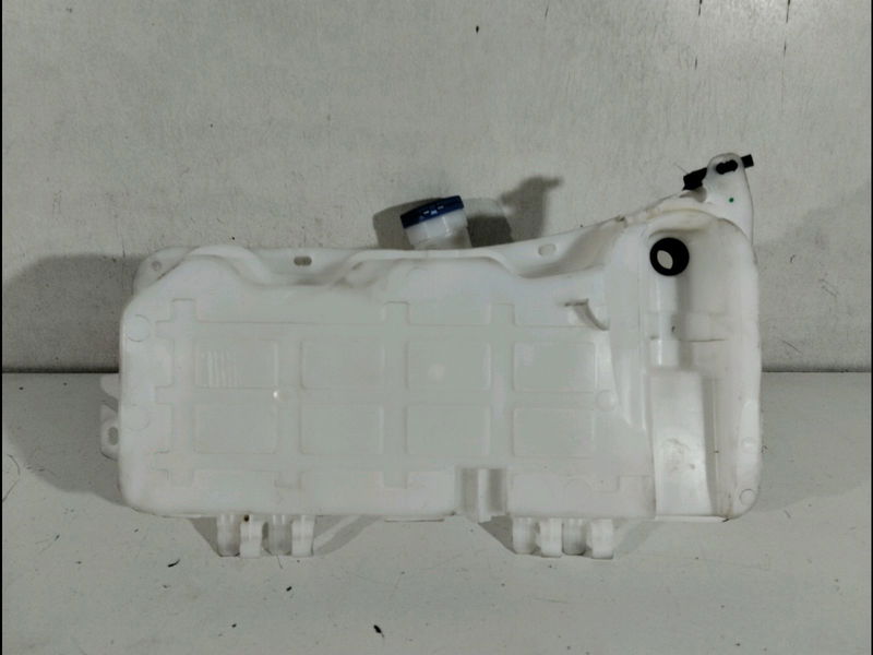 Reservoir lave-glace avant CITROEN BERLINGO III  1.5 HDI 100ch
