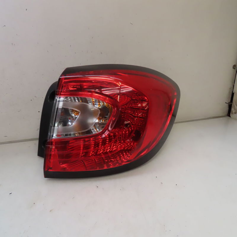 Feu arrière droit RENAULT CAPTUR