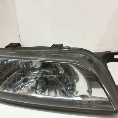 Phare droit Nissan ALMERA I Hatchback (N15) 1.4 (1995-2000)