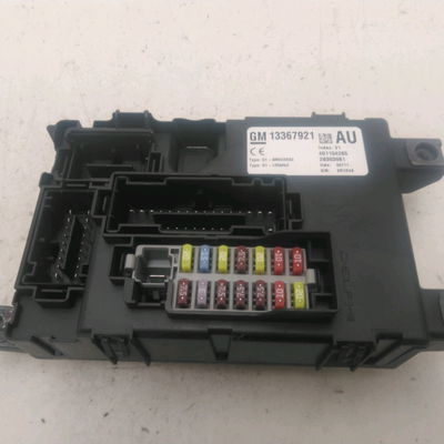 Platine fusible habitacle OPEL CORSA