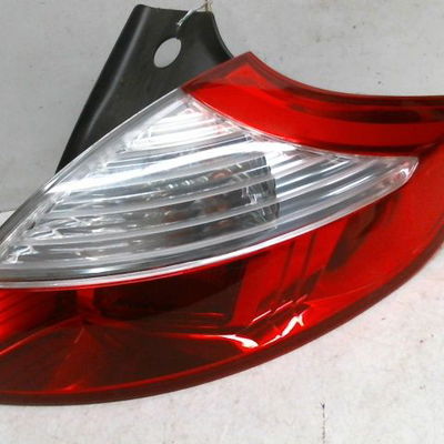 Feu arrière droit Renault MEGANE III 3-5 portes (BZ0-1_, B3_) 1.5 dci (bz0c) (2008-2015) 5 portes