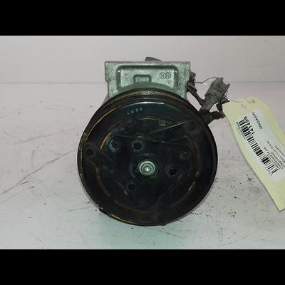 Compresseur air conditionne Renault CLIO IV (BH_) 0.9 tce 90 (2012) 5 portes