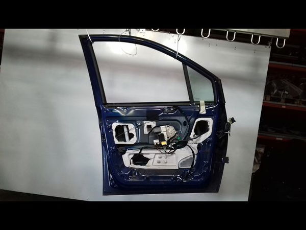 Porte avant gauche Peugeot 807 (EB_) 2.0 16v (2005)
