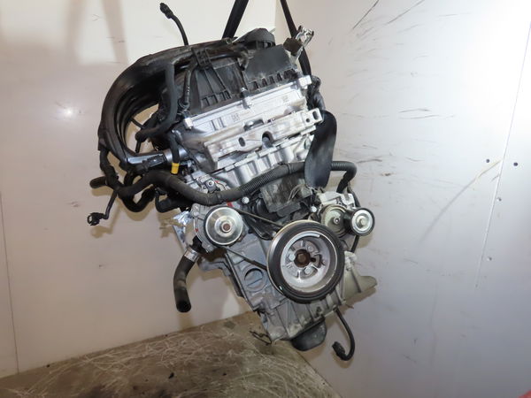 Moteur complet PEUGEOT 208