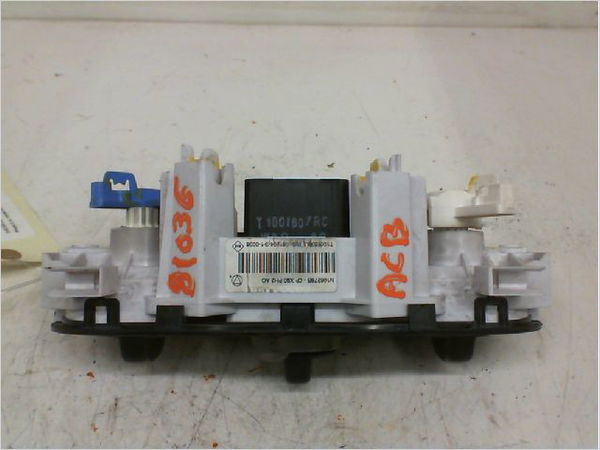 Commande de chauffage Dacia LOGAN MCV (KS_) 1.5 dci (ks0w) (2007-2012) 5 portes