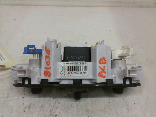Commande de chauffage Dacia LOGAN MCV (KS_) 1.5 dci (ks0w) (2007-2012) 5 portes