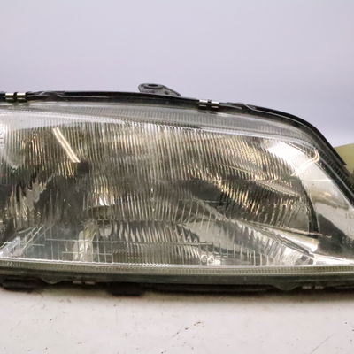 Phare droit Peugeot 306 3-5 portes (7A, 7C, N3, N5) 1.9 d (1994-2001)