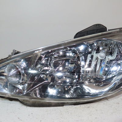 Phare gauche Peugeot 206 3-5 portes (2A-C) 1.4 i (1998-2012) 3 portes