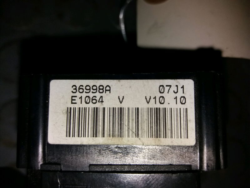 Commande eclairage Renault SCÉNIC I Monospace (JA0-1_, FA0_) 1.6 (ja00, ja16, ja15, ja19, ja1v, ja2b, ja2c, ja0b,... (1999-2003) 5 portes