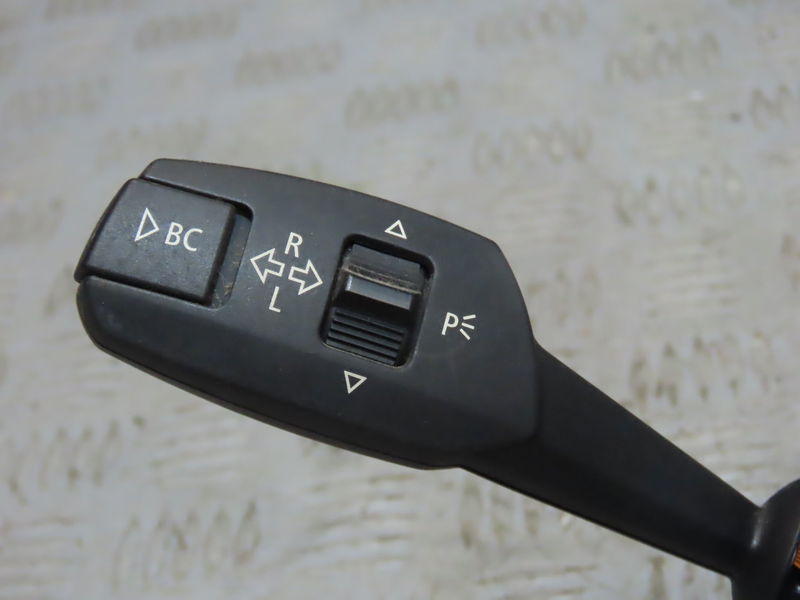 Commande clignotant BMW SERIE 1 E88