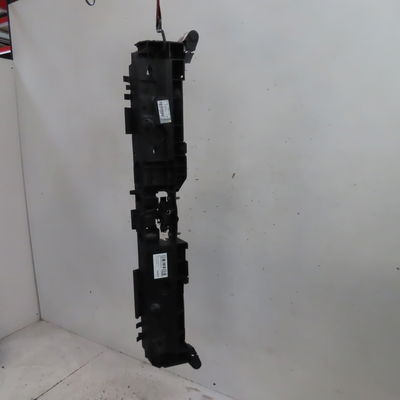 Traverse supérieure armature avant RENAULT CLIO