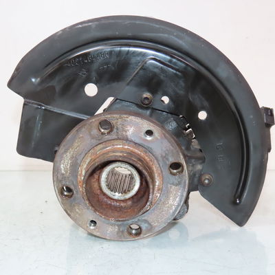 Fusee avd RENAULT CLIO
