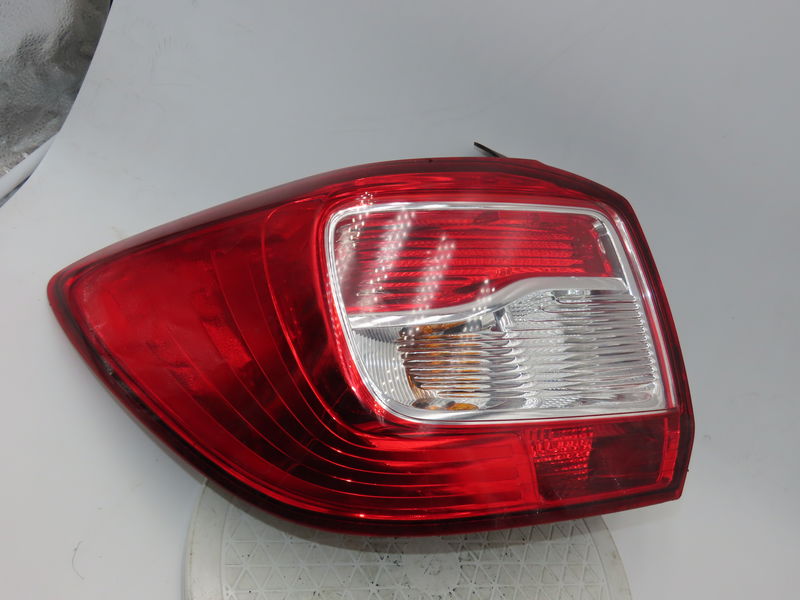 Feu arrière gauche DACIA LOGAN