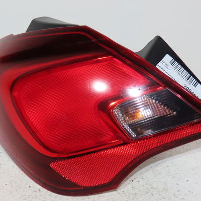 Feu arrière gauche Opel CORSA E (X15) 1.4 turbo (08, 68) (2014-2019)