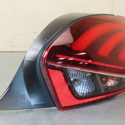 Feu arrière droit PEUGEOT 208