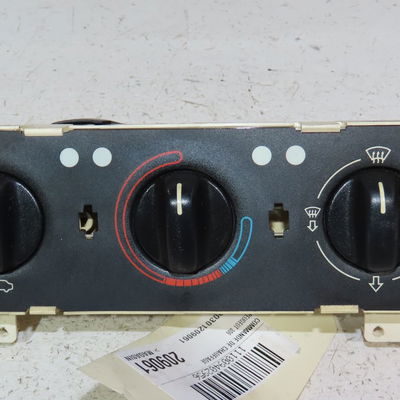 Commande de chauffage Peugeot 306 3-5 portes (7A, 7C, N3, N5) 1.4 (1993-2001) 5 portes