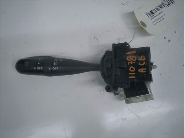 Commande eclairage Toyota COROLLA (_E12_) 1.4 d (nde120_) (2004-2007) 5 portes