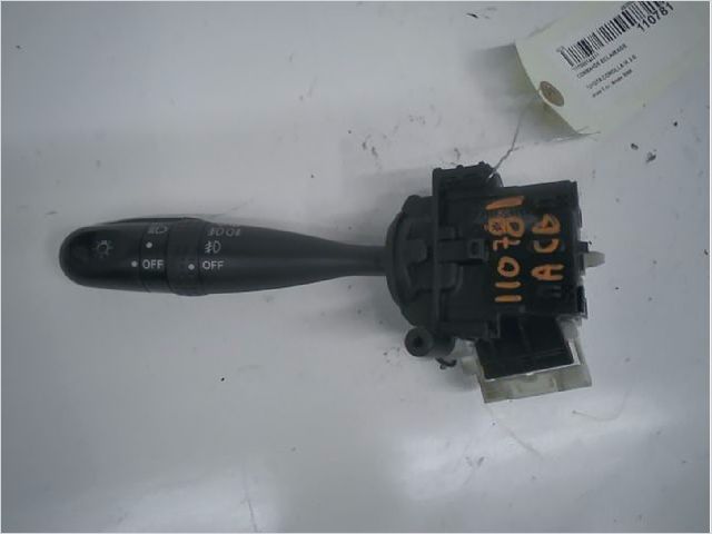 Commande eclairage Toyota COROLLA (_E12_) 1.4 d (nde120_) (2004-2007) 5 portes