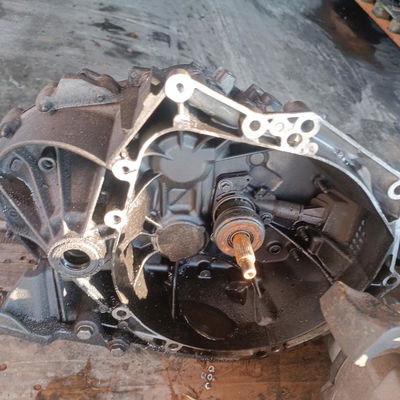 Boîte à vitesse mecanique Citroën C4 PICASSO I Monospace (UD_) 1.6 hdi 110 (2010-2013) 5 portes