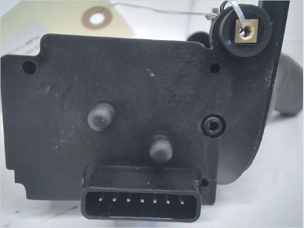 Commande regulateur de vitesse Audi A4 B6 (8E2) 1.9 tdi (2000-2004)