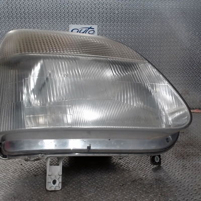 Phare antibrouillard avant gauche Opel AGILA (A) (H00) 1.0 12v (f68) (2000-2007)