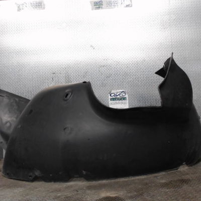 Pare-boue avant gauche VOLKSWAGEN POLO 4  POLO 4 PHASE 1