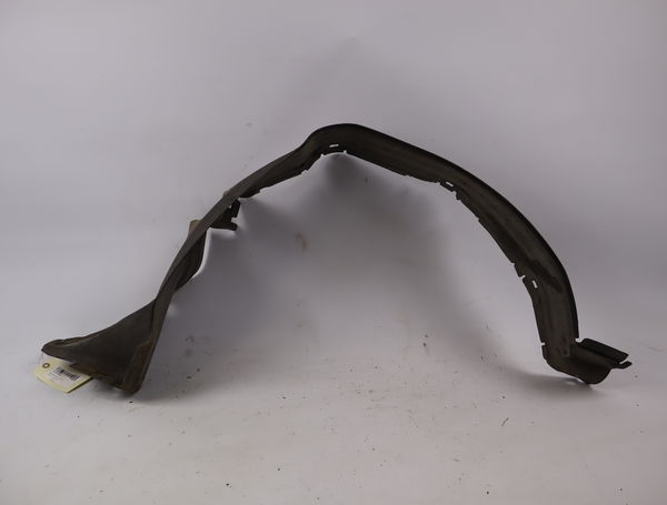 Pare-boue avant droit Mercedes-benz 124 A trois volumes (W124) 250 d (124.125) (1989-1993)