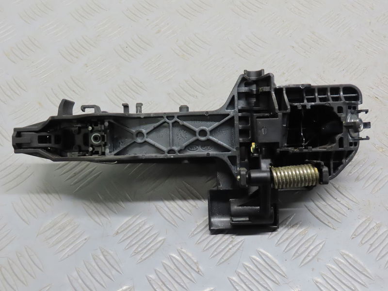 Poignee ext porte ard KIA CEE-D