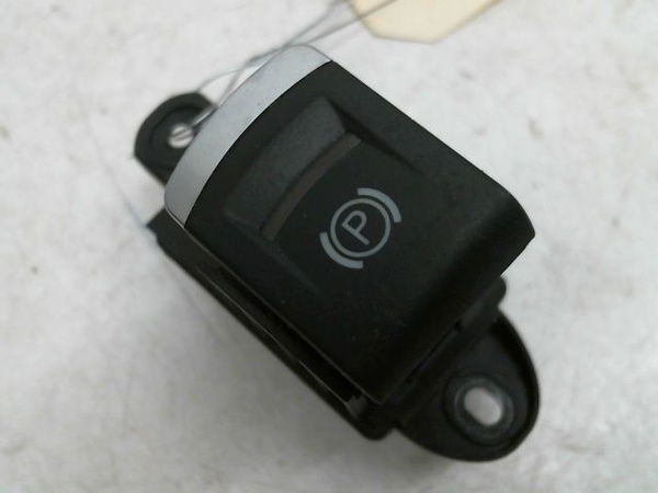 Interrupteur commande de frein a main AUDI A6 ALLROAD QUATTRO 2.7 V AVUS