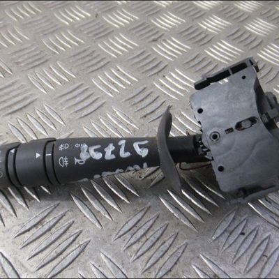 Commande eclairage Renault TWINGO II (CN0_) 1.2 (cn0d) (2007-2014) 3 portes