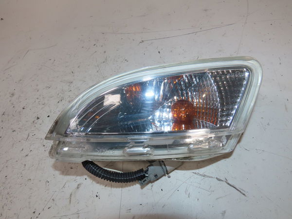 Clignotant gauche Renault TWINGO II (CN0_) 1.2 16v (cn04, cn0a, cn0b) (2007-2014) 3 portes