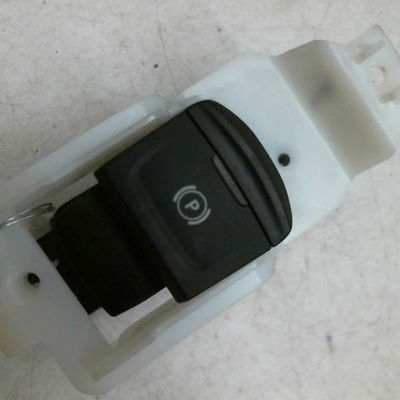 Interrupteur commande de frein a main Dacia SANDERO III 1.0 tce 100 eco-g (2021)