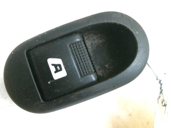 Commande lève-glace porte avant gauche Citroën C2 (JM_) 1.4 hdi (2003-2009) 3 portes
